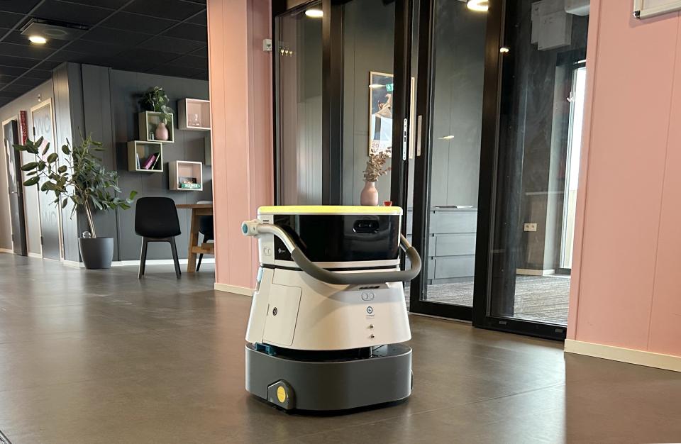 Billede af robotgulvvaskeren Co-botic™ 45 